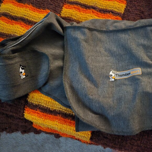 XL Thundershirt for Dogs Like New - Picture 1 of 4